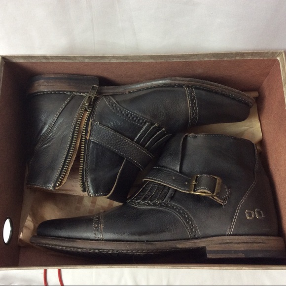 Bed Stu leather “dipper” booties in black rustic